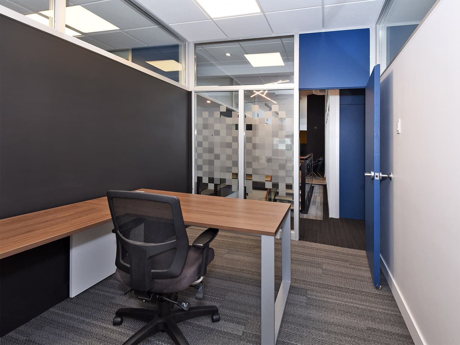 Espace de bureau fermé coworking Châteauguay