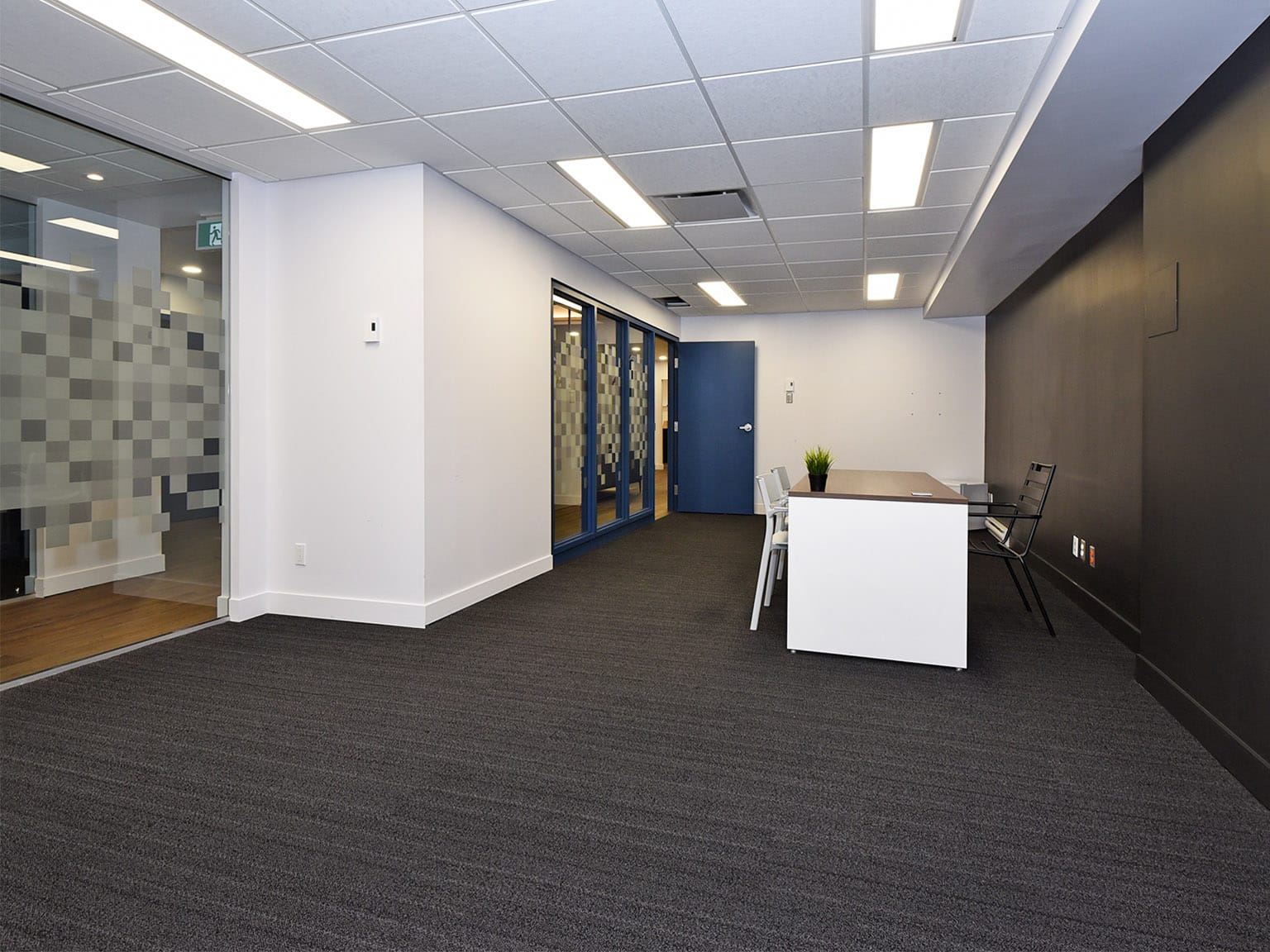 Espace de bureau fermé coworking Châteauguay